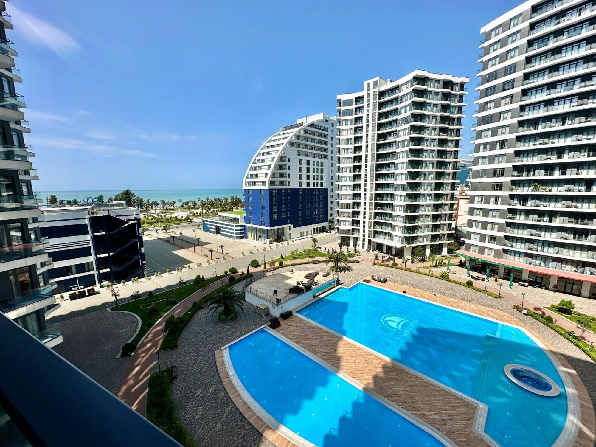 Batumi Boulevard Resort Εξωτερικό φωτογραφία