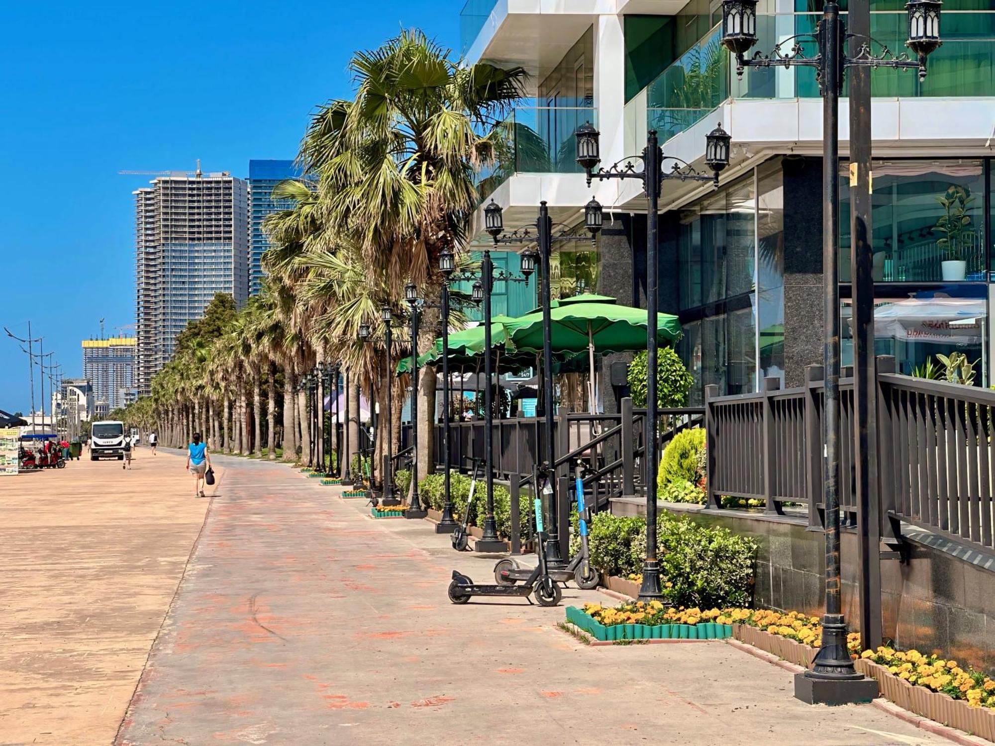 Batumi Boulevard Resort Εξωτερικό φωτογραφία